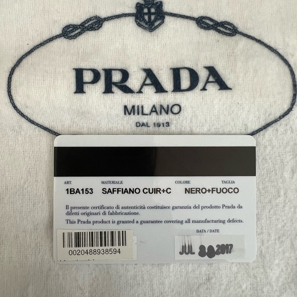 Prada Saffiano Vernice Bucket Bag, Nero - Picture 15 of 16